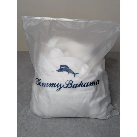 Tommy Bahama Robe Unisex One Size White New in Original Package - Picture 1 of 7